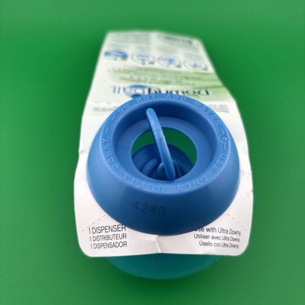 Ultra Downy Ball -  Fabric Softener Dispenser - For Top Loading Washers Reusable - Picture 3 of 5